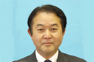 渡辺つとむ議員